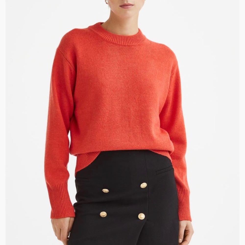 H&M fine knit sweater 🍊
